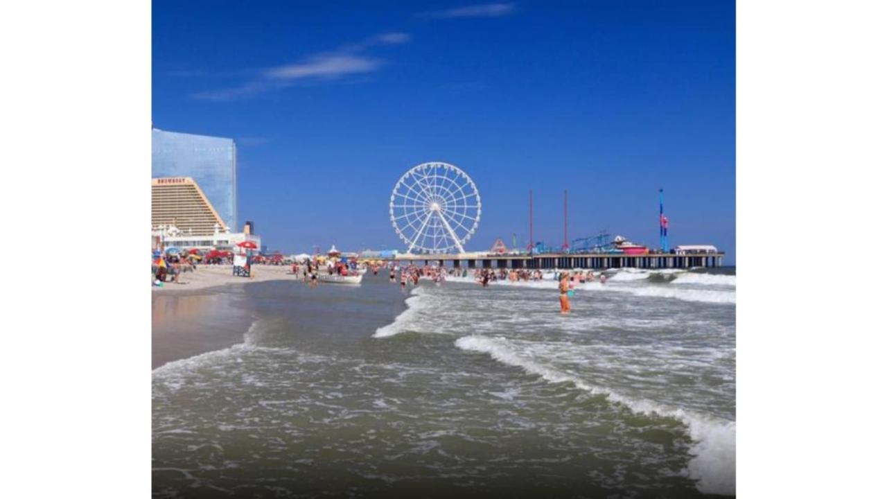 Beachfront Double Queen - Cozysuites Atlantic City Exterior photo